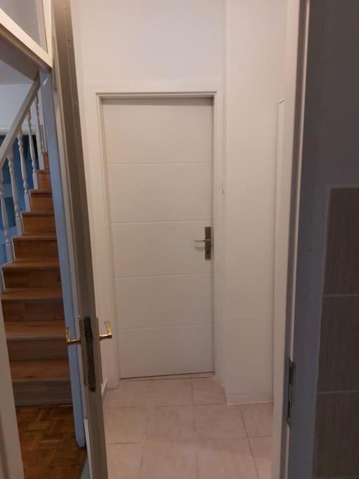זאגרב Apartman Laura מראה חיצוני תמונה