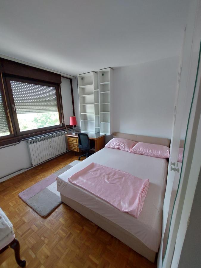 זאגרב Apartman Laura מראה חיצוני תמונה